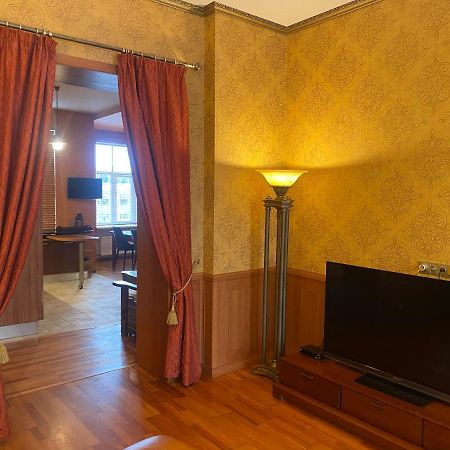 Old Town Apartment Near St Peters Basilica Riga Luaran gambar